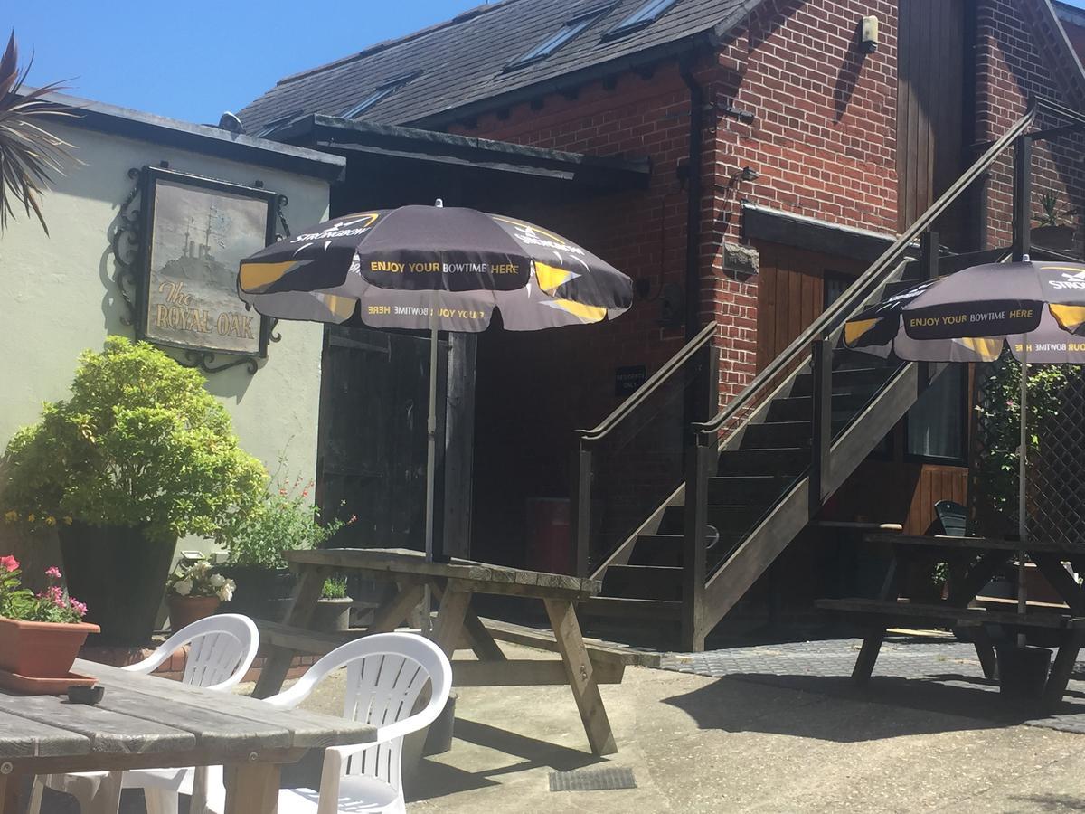 The Royal Oak Hotel Weymouth Bagian luar foto
